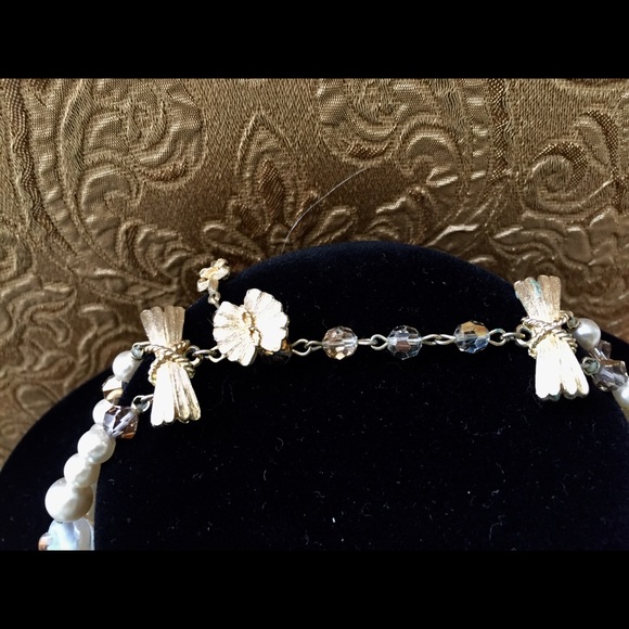 Vintage/Retro Crystal Necklace - Picture 4 of 5